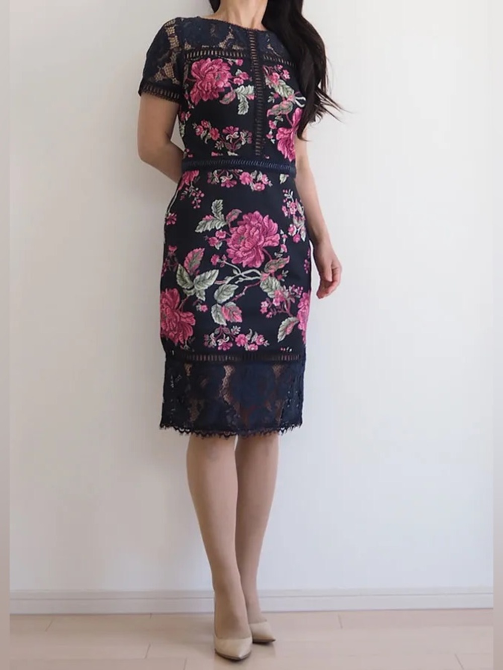 Tadashi Shoji NWT Floral Neoprene & Lace Sheath Dress size 16 Navy